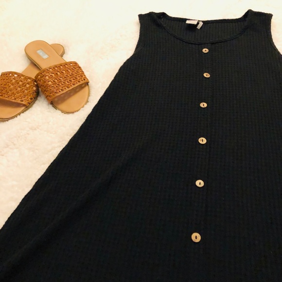 Simple Waffle Dress with Button Detail - Picture 2 of 6